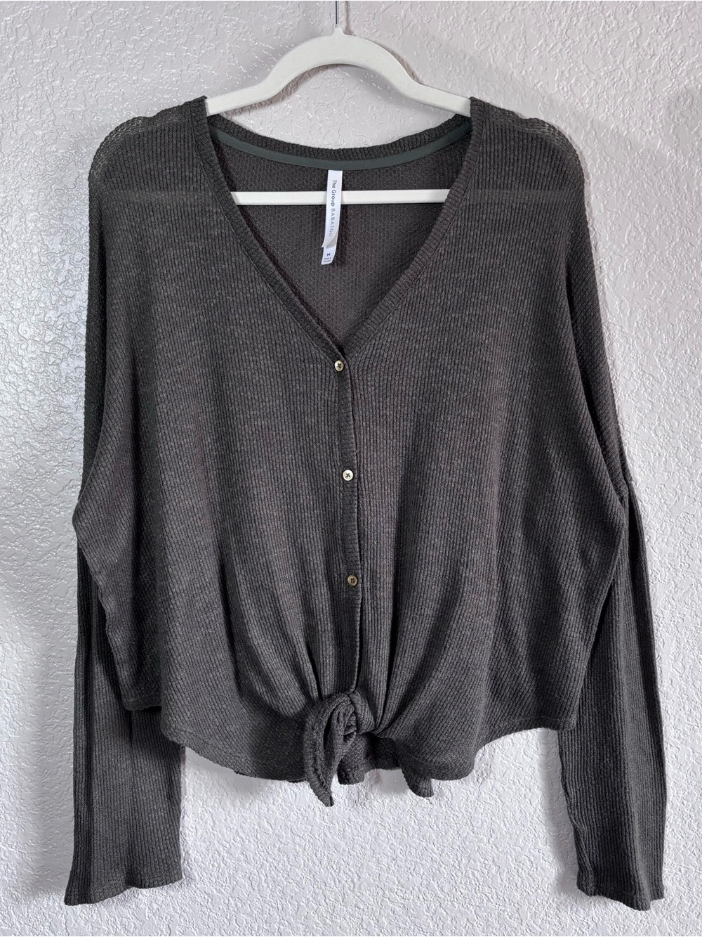 Babaton by Aritzia Cozy Knit Button-Front Tie Hem Top — Dark Green Size Med